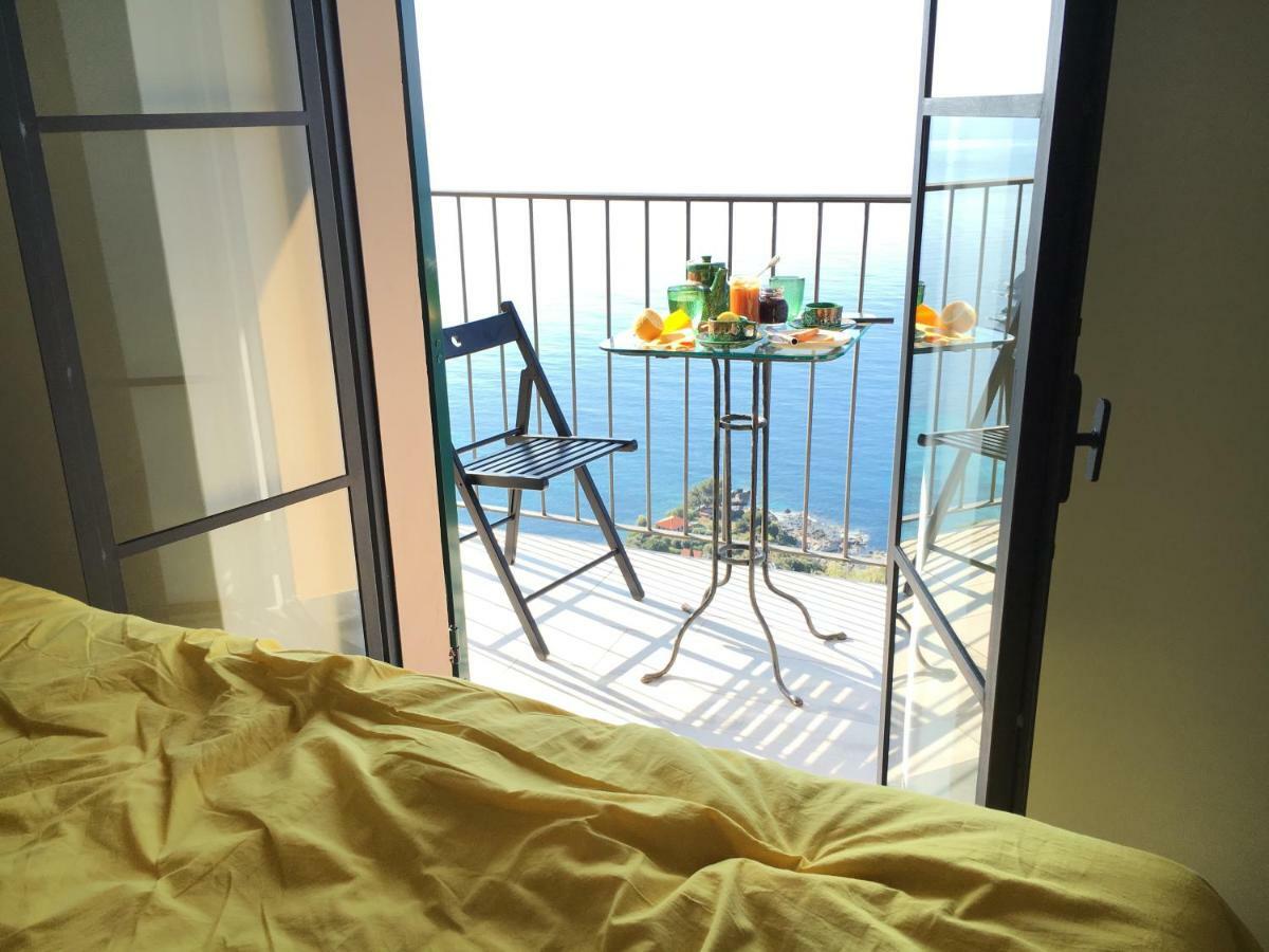 House In Grimaldi. Spectacular View Over The French Riviera! グリマルディ エクステリア 写真